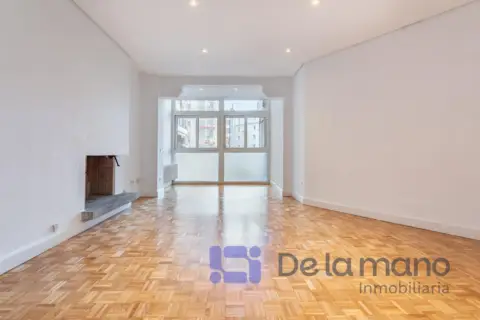 Piso en calle de López de Hoyos, 64