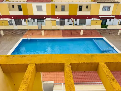 Casa pareada en Las Lomas del Rame-Bahía Bella