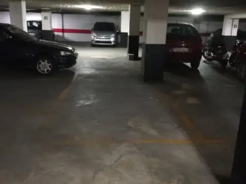 Garaje en Industria