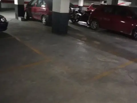 Garaje en Industria