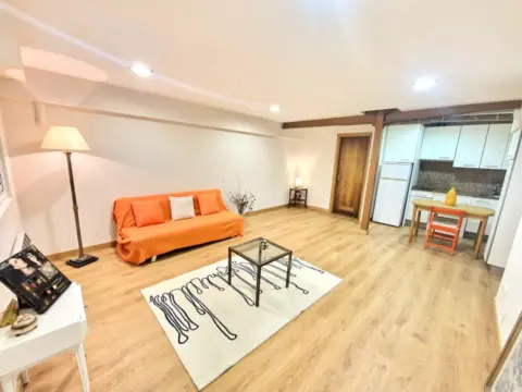 Local comercial en calle de Prim