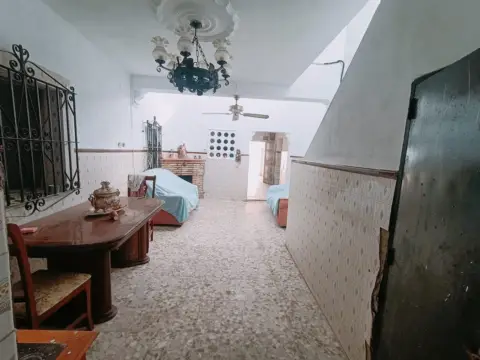 Casa adosada en calle Calvario