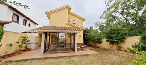 Casa en calle Albar, 5