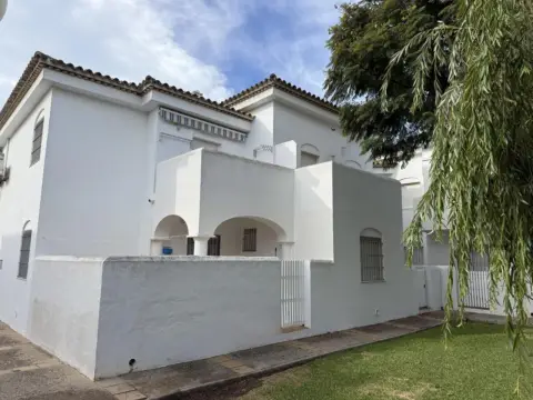 Apartamento en calle Cr La Almadraba, nº 4