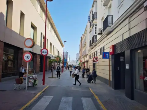 Piso en calle de Caraza
