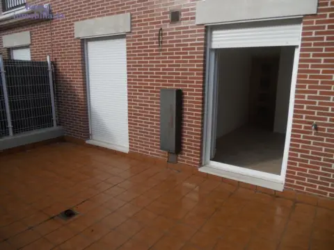 Casa adosada en calle de la Niabina