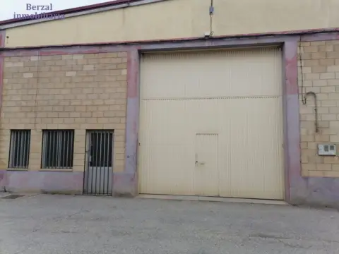 Industrial building in calle de Roncesvalles