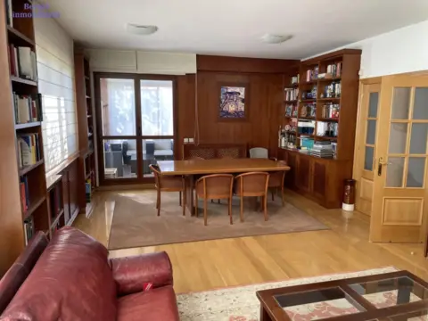 Chalet en calle de Diego de Velázquez