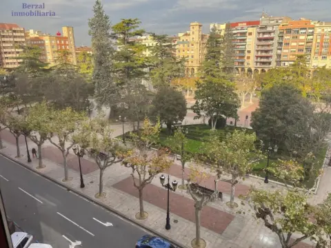 Piso en calle de Miguel Villanueva