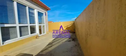 Casa adosada en Pobra Do Caramiñal