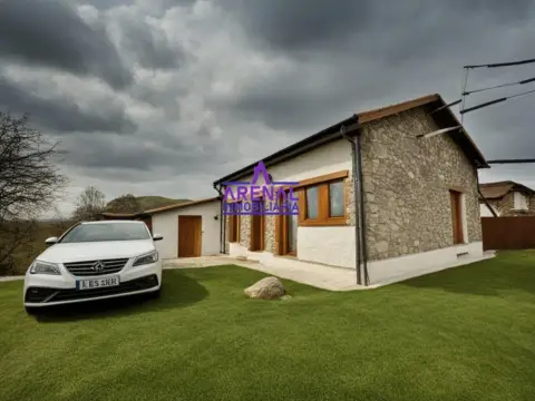 Casa en calle Outeiro