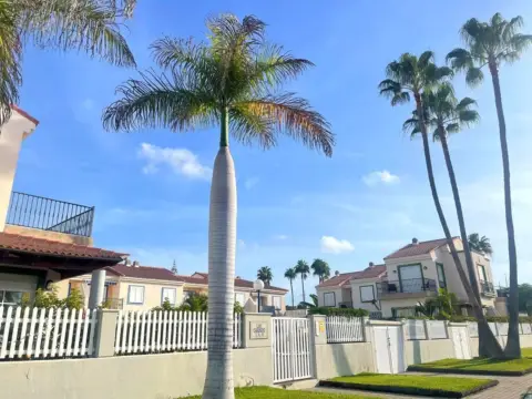 Chalet en calle Bergantin