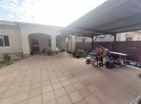 Chalet en Hijuela del Tio Prieto