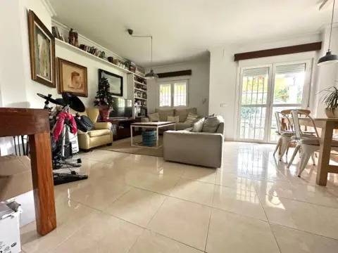 Casa pareada en Soto de Vistahermosa