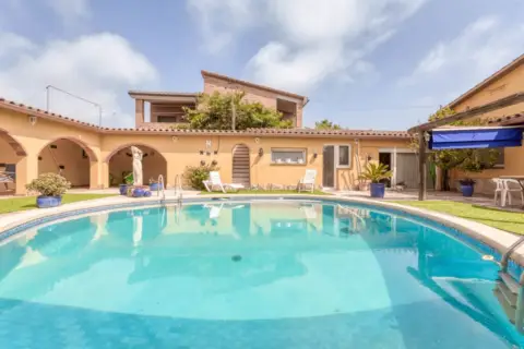 Casa en Carrer Armentera, 19