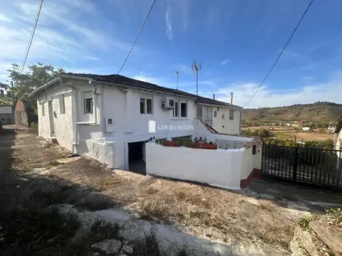 Casa en Terra de Caldelas