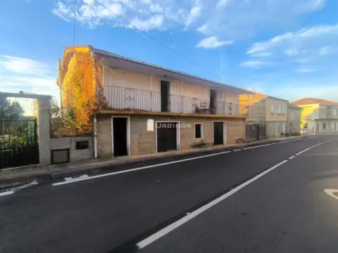 Casa en San Cibrao Das Viñas