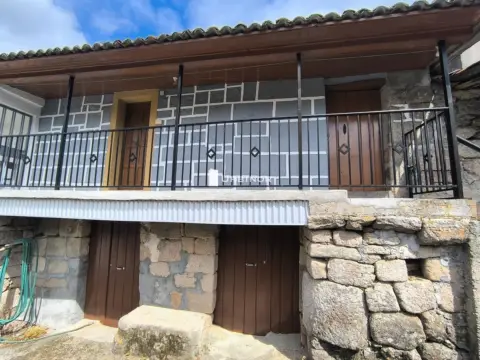 Casa en A Peroxa