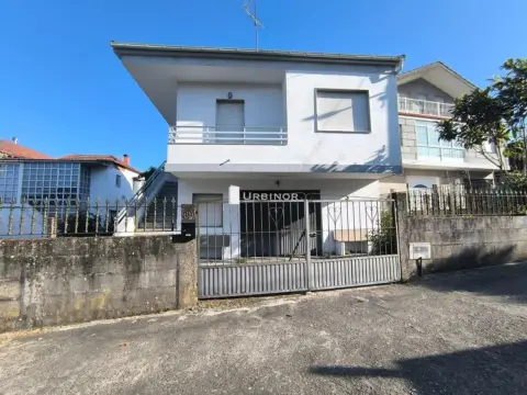 Casa en O Ribeiro 1