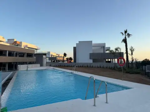 Piso en calle Urbanizacion los Altos de los Monteros