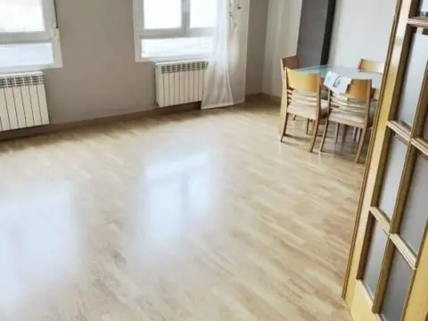 Piso en Circunvalacion