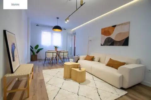 Piso en Fiesta del Arbol