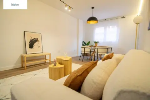 Piso en Fiesta del Arbol