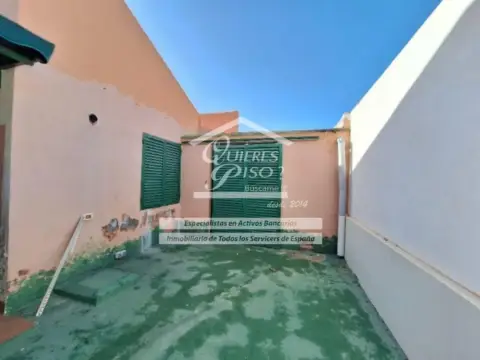 Casa en calle Cesar Manrique