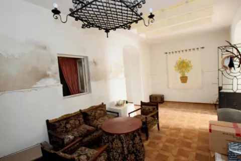 Casa en calle de la Calzada