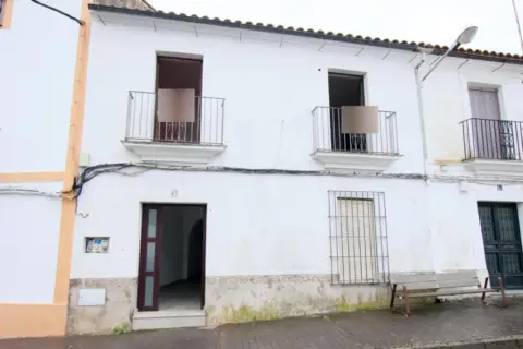 Casa en Avenida de Aurelio Cabrera
