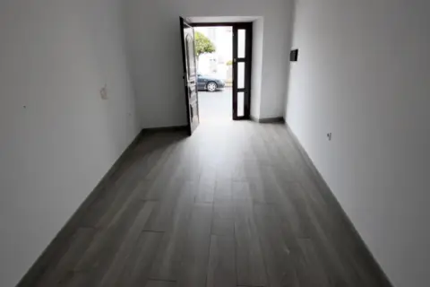 Casa en Avenida de Aurelio Cabrera