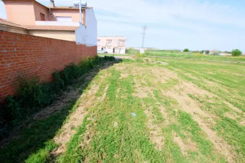 Terreno en calle del Romero
