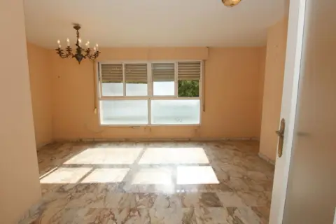 Piso en calle Antonio Cortés Lavado