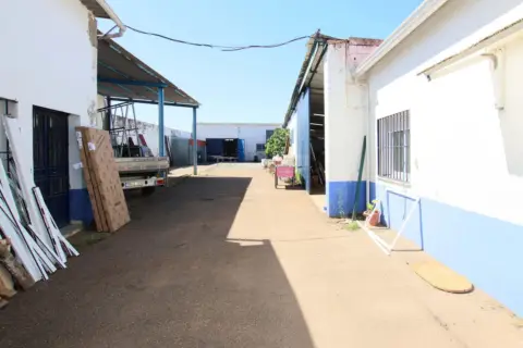 Nave industrial en calle 548