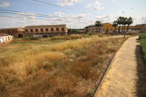 Terreno en calle Pedro de Valdivia