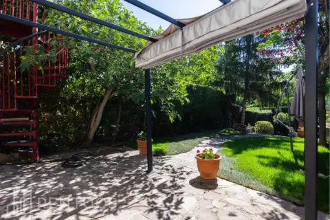 Chalet en calle de Margarita Nelken