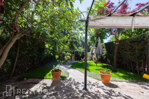 Chalet en calle de Margarita Nelken