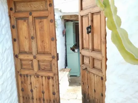 Casa en calle Incierta, 3