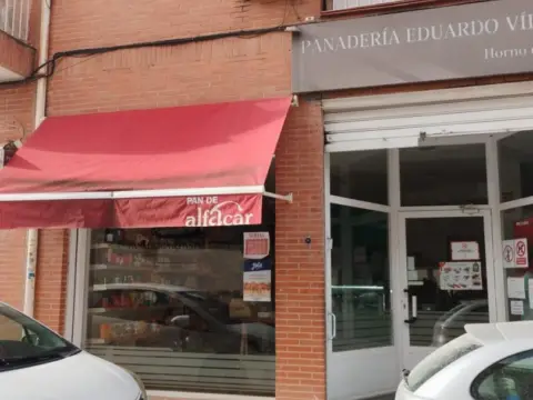 Local comercial en calle de Tierno Galván