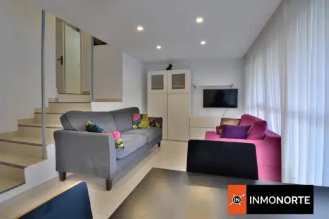 Piso en calle de la República de Colombia