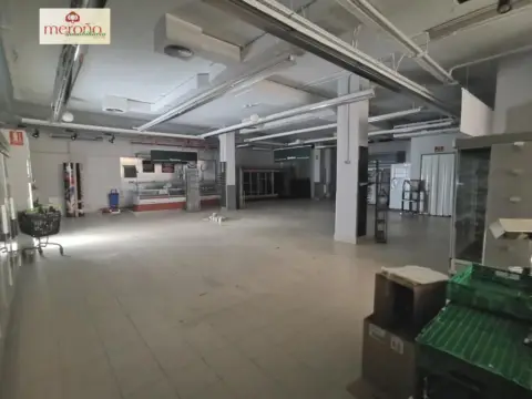 Local comercial en Centro