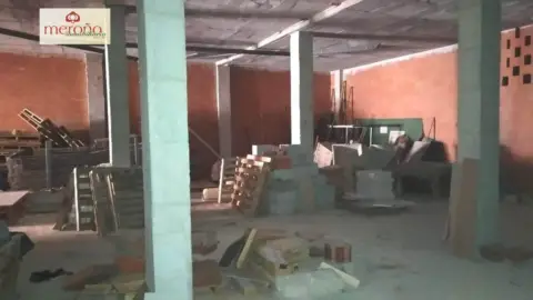 Local comercial en Asilo - Pisos Azules