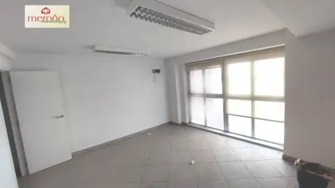 Oficina en Plaza Crevillente-Juzgados