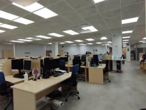 Local comercial en Toscar