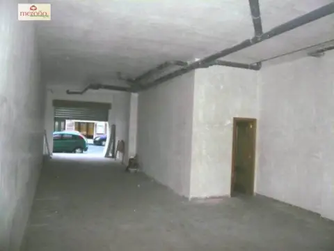 Local comercial en Sector Quinto
