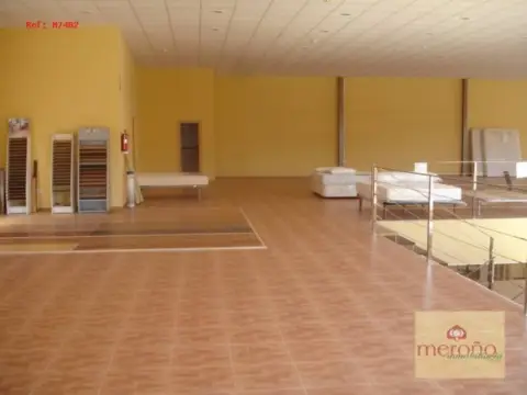 Nave industrial en Poligono 3 Hermanas