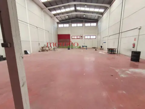 Nave industrial en Poligono Torrellano