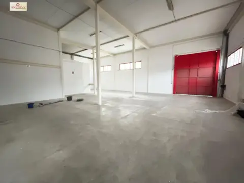 Nave industrial en Poligono Torrellano
