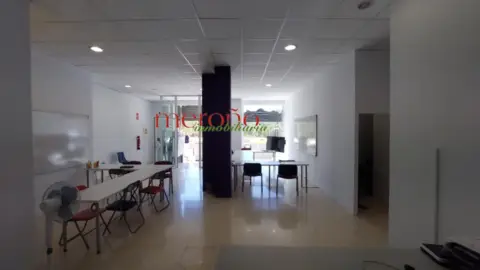 Local comercial en Altabix