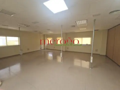 Oficina en Poligono Torrellano